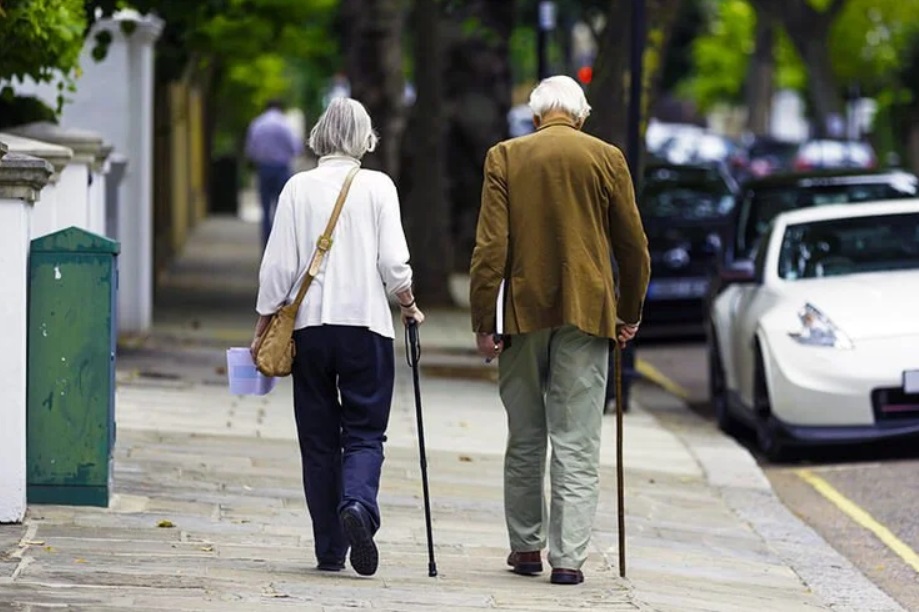 Best Walking Cane For Seniors